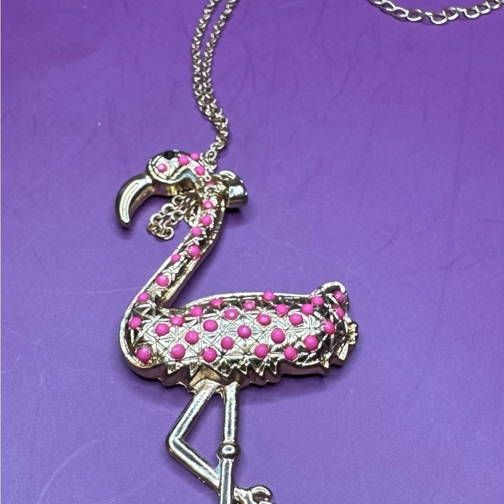 Pink Flamingo Pendant Necklace. NWOT